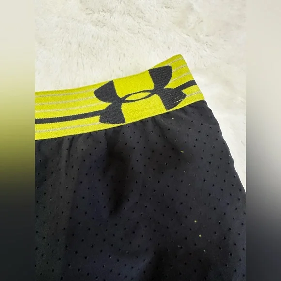 Under Armour Women's Black Shorts with Yellow Trim - Picture 4 of 8